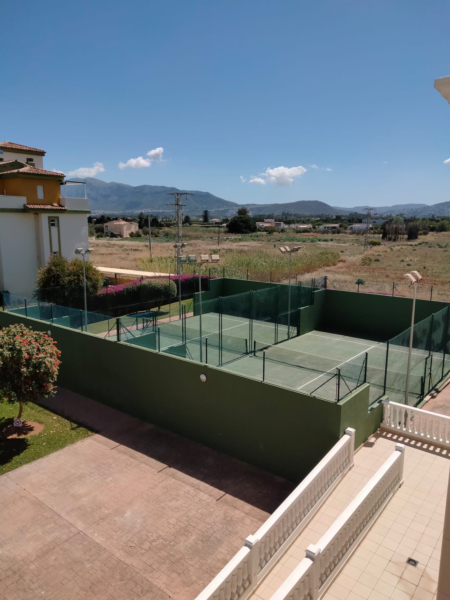 Apartamento de 3 dormitorios en una de las urbanizaciones más populares en venta.