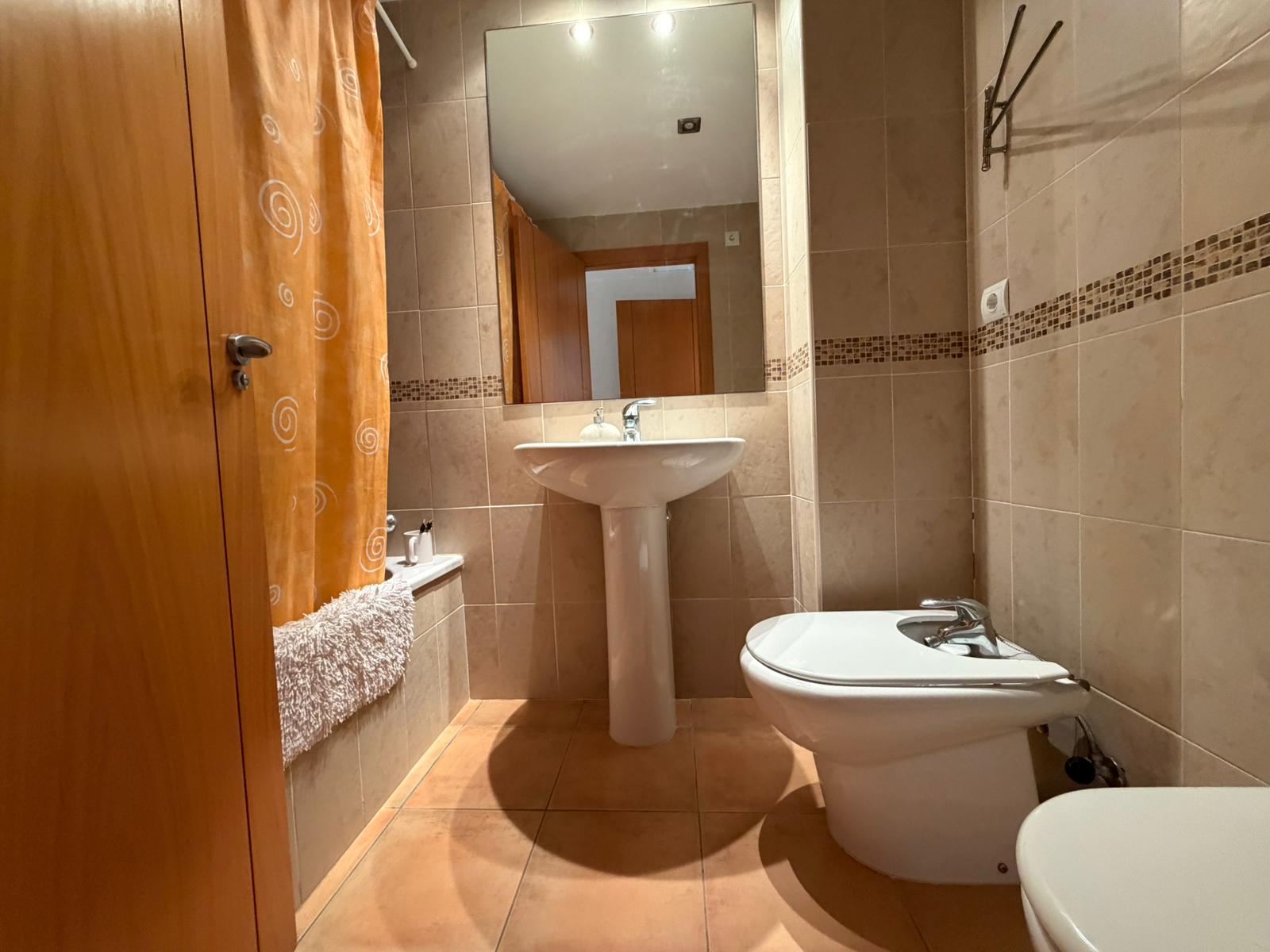 Apartamento de 3 dormitorios en una de las urbanizaciones más populares en venta.