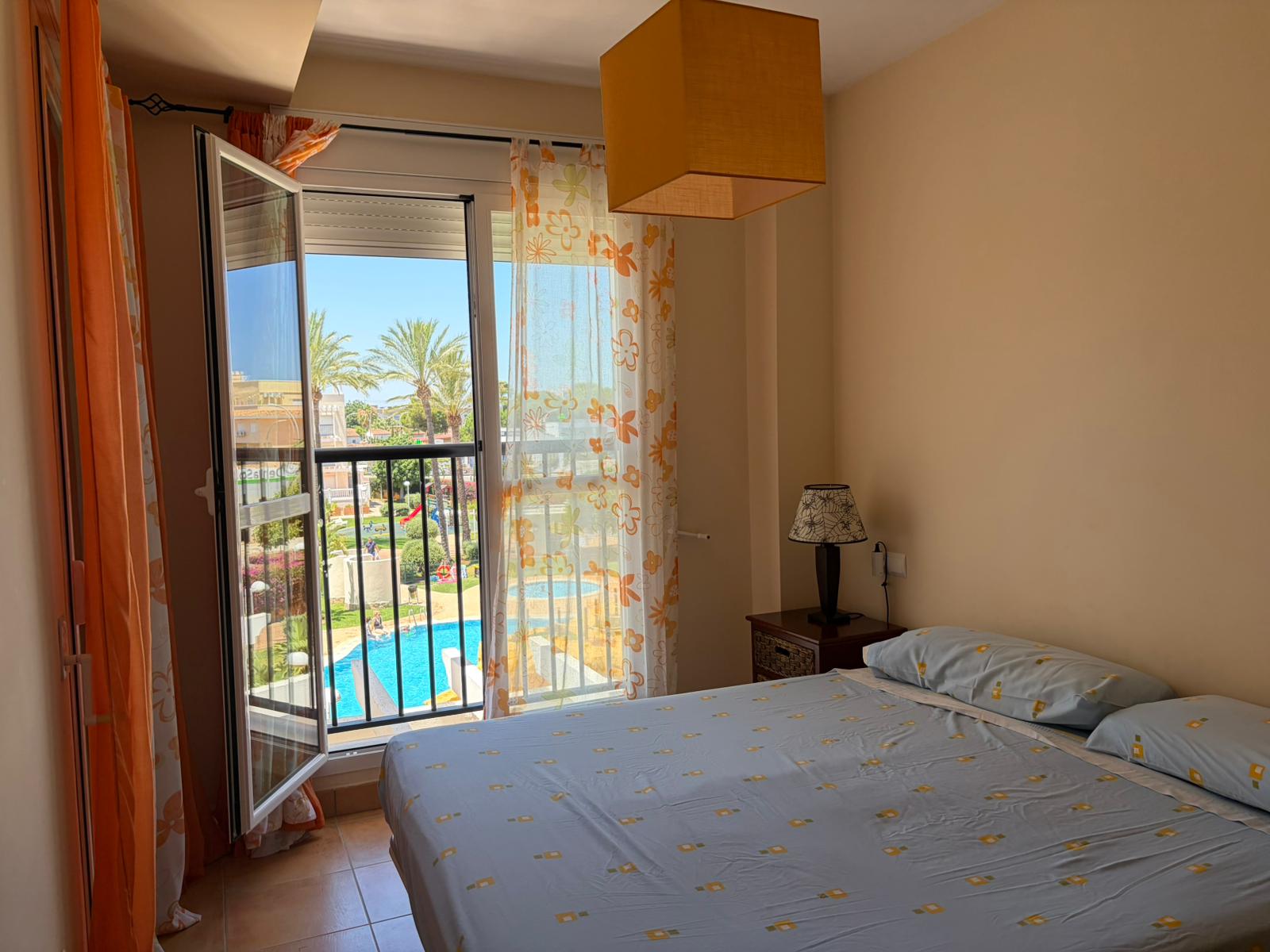 Apartamento de 3 dormitorios en una de las urbanizaciones más populares en venta.