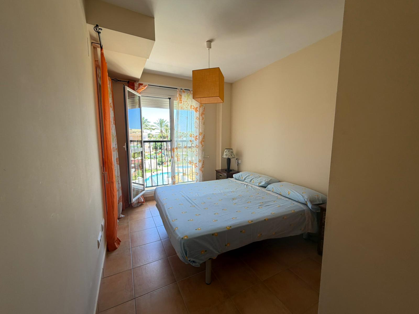 Apartamento de 3 dormitorios en una de las urbanizaciones más populares en venta.