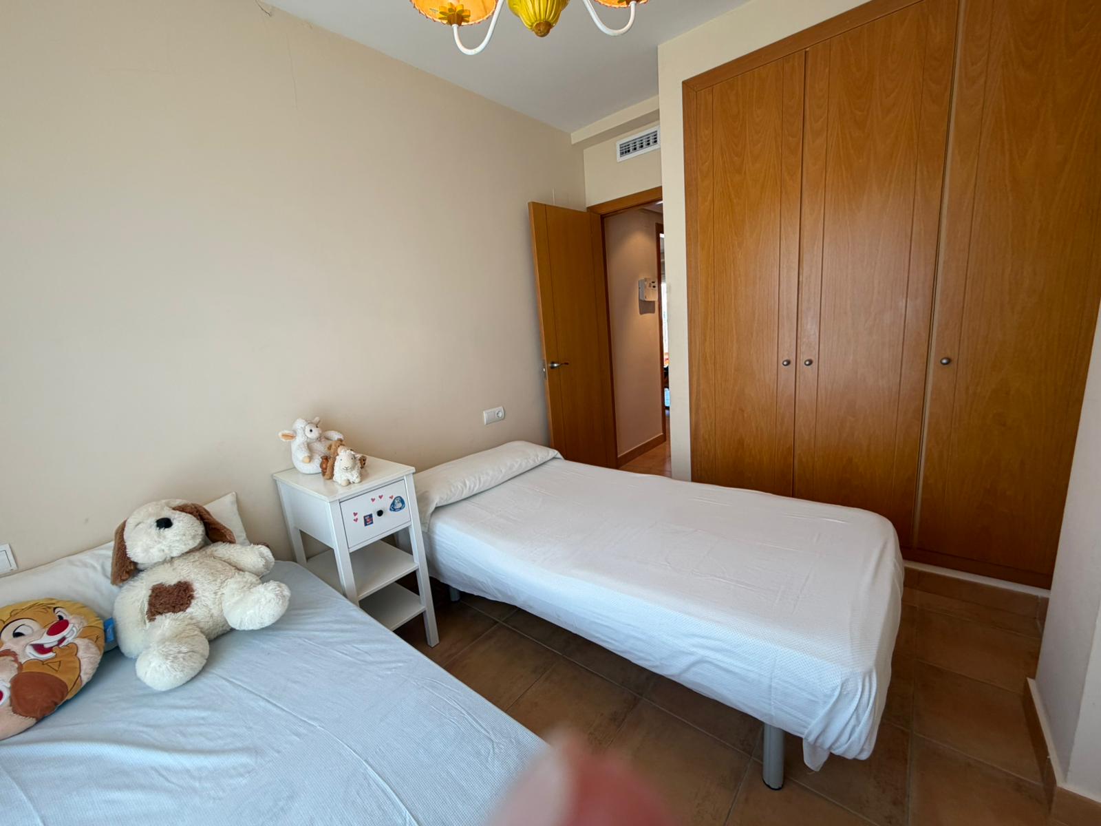 Apartamento de 3 dormitorios en una de las urbanizaciones más populares en venta.