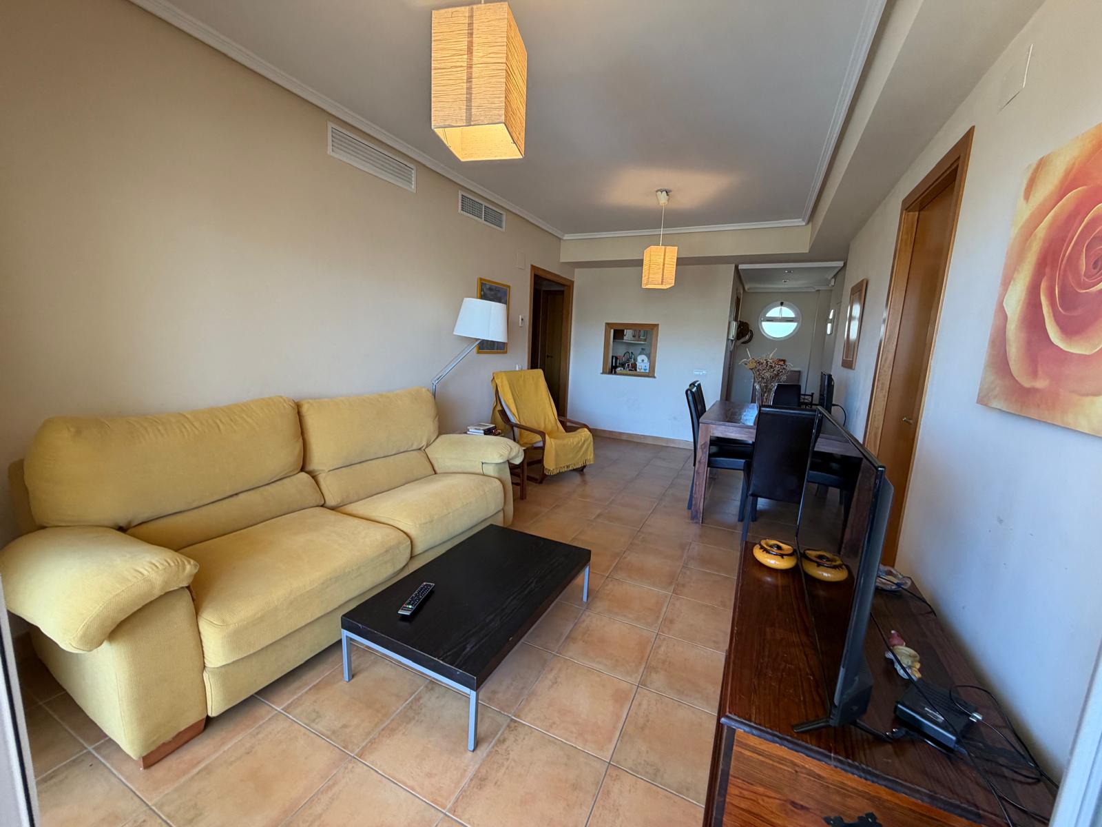 Apartamento de 3 dormitorios en una de las urbanizaciones más populares en venta.