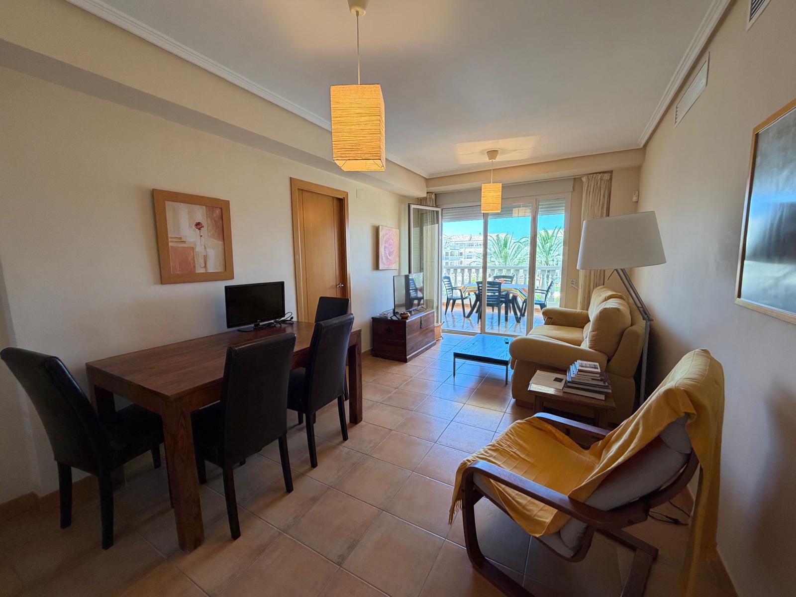 Apartamento de 3 dormitorios en una de las urbanizaciones más populares en venta.