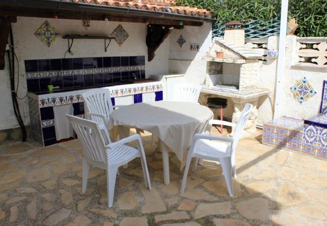 027 VILLA GALERA